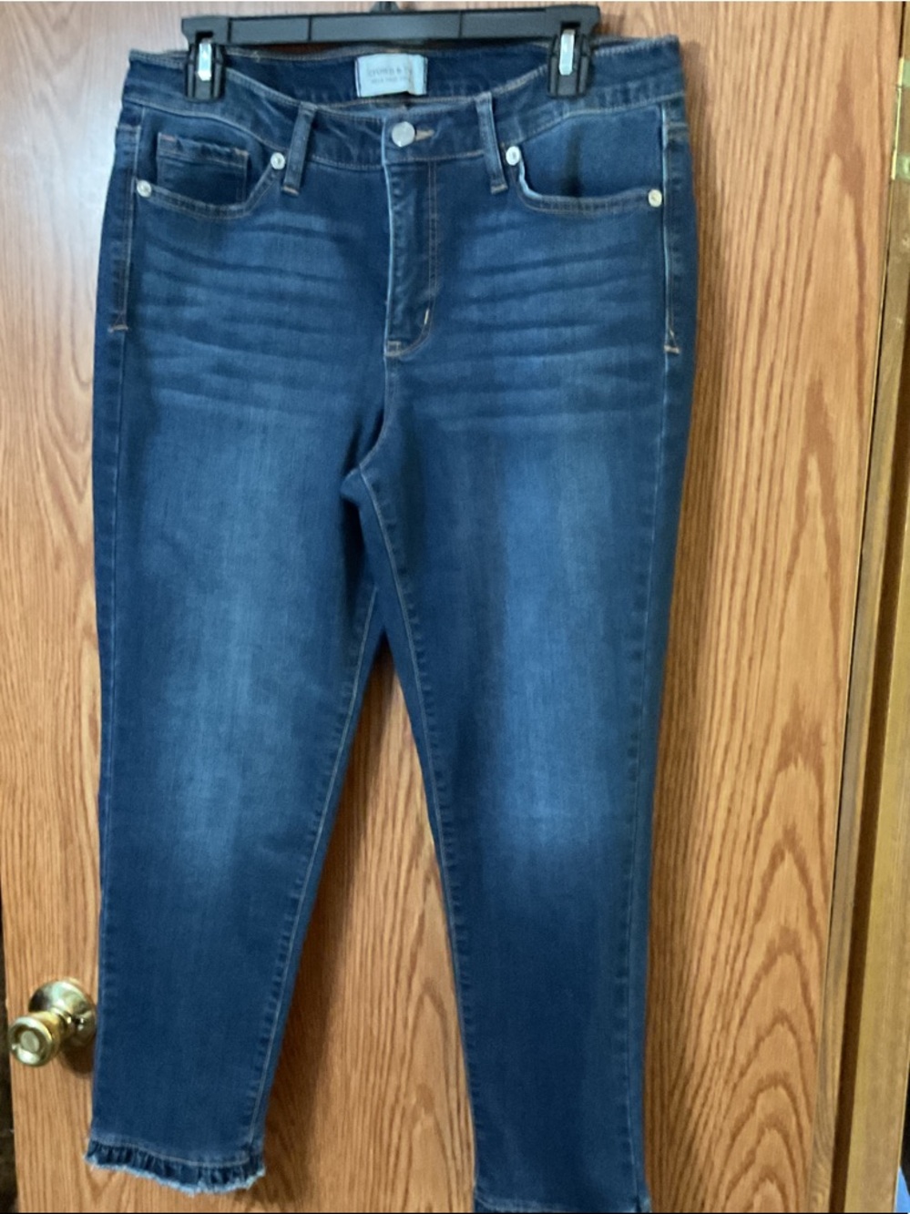 crown & ivy Dark Blue Ankle Crop Jeans